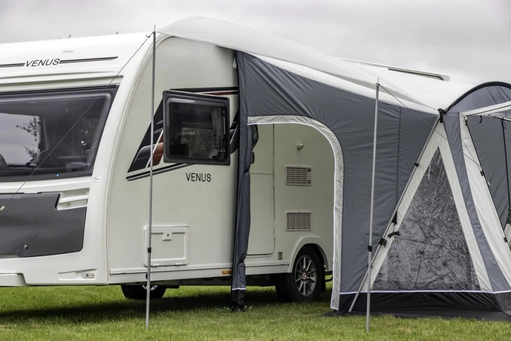 Sunncamp Swift Deluxe 220 SC Caravan Awning 11 Sunncamp Swift Deluxe 220 SC Caravan Awning - Image 9